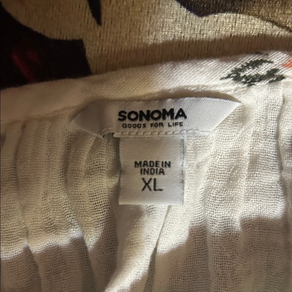 Sonoma White Women’s Chic Spring Top!!🧡💙🦋 - Picture 3 of 4